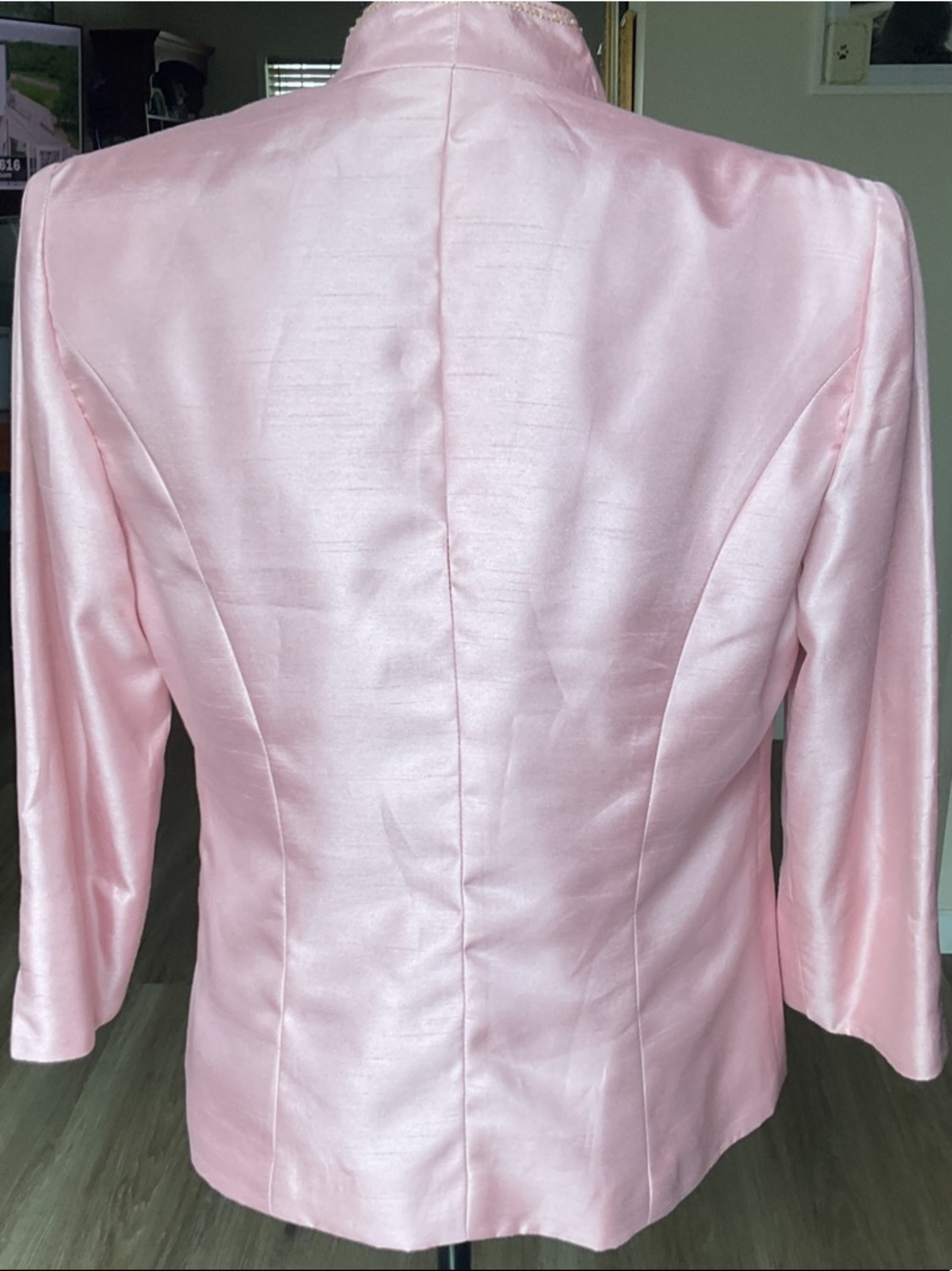 Jessica Howard Light Pink Embroidered Satin Stand-Collar Jacket - Picture 4 of 4